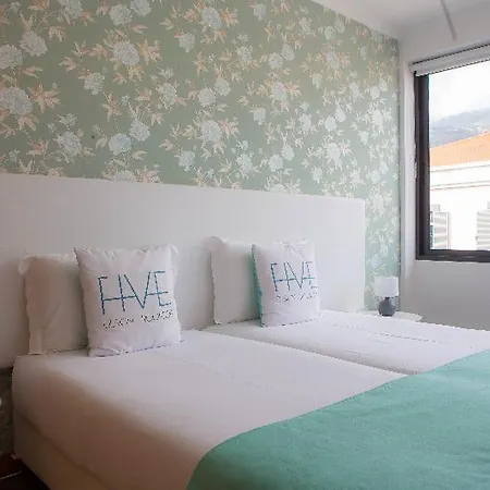 Five Design Rooftop By Storytellers Apartment