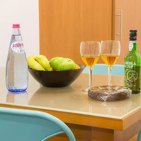 Apartment Five Design Rooftop By Storytellers Funchal (Madeira)