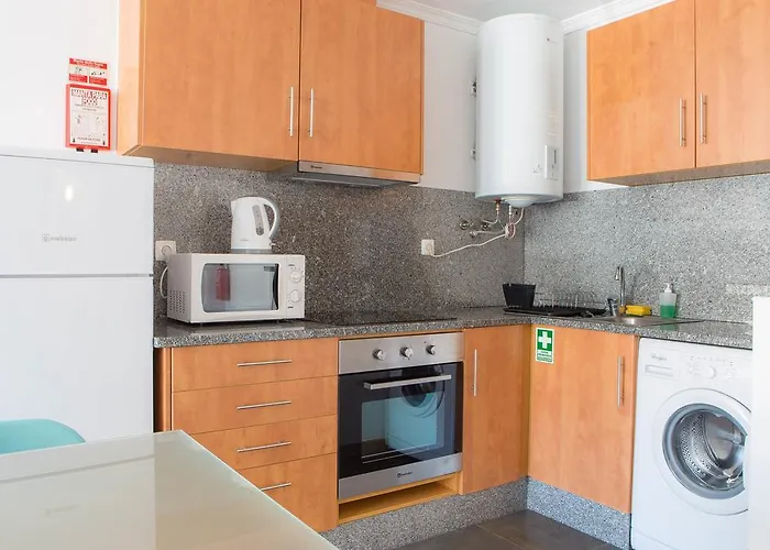 Five Design Rooftop By Storytellers Apartment *