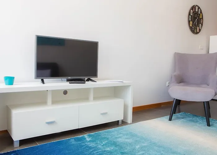 Five Design Rooftop By Storytellers * Funchal