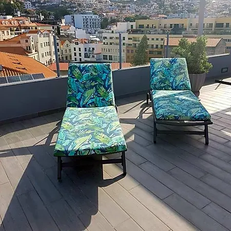 Five Design Rooftop By Storytellers Διαμέρισμα Φουνκάλ