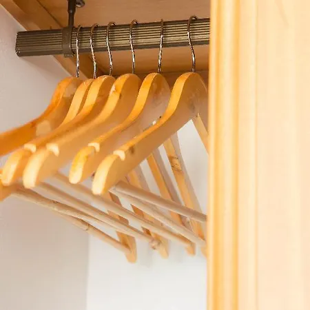 ファイブ デザイン ルーフトップ バイ ストーリーテラーズ *